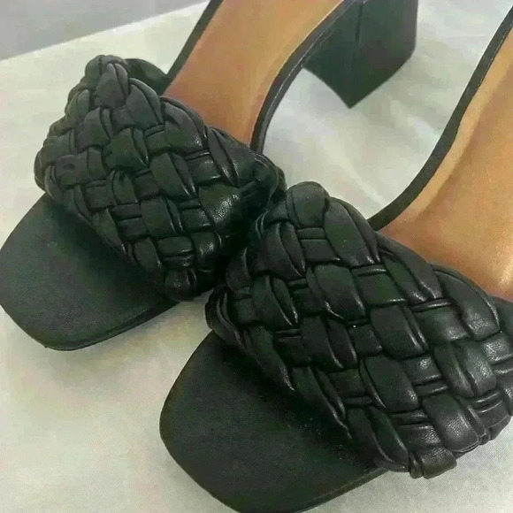 Black  mule sandals 🖤 - Picture 3 of 6